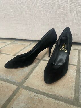 Joyce Black Suede Pointed-Toe Mid Heel Pumps